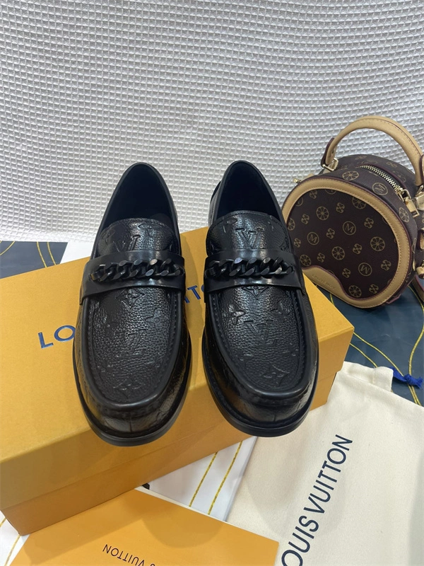 Trendsetting Lv Loafer 1929