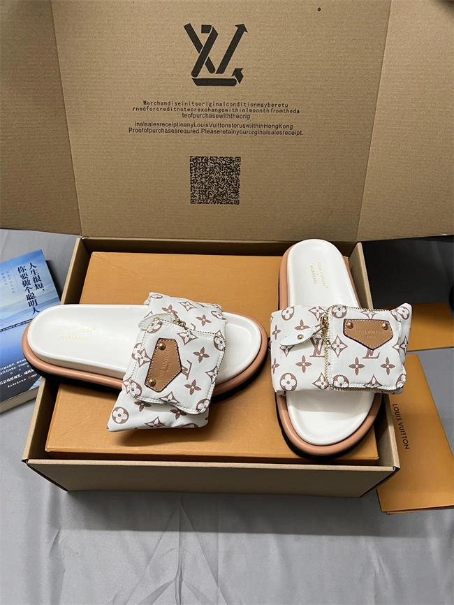 DailyWear Lv Slipper Orginal 5574