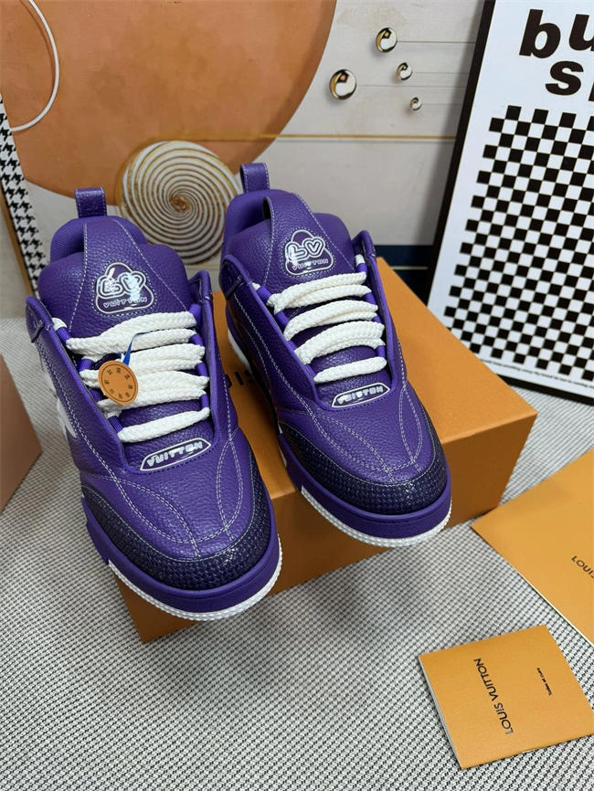 Lv Trainer Sneaker Compact 2059