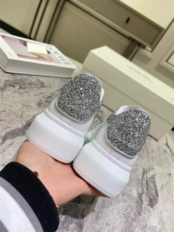 Mc Queen Comfortable 2548