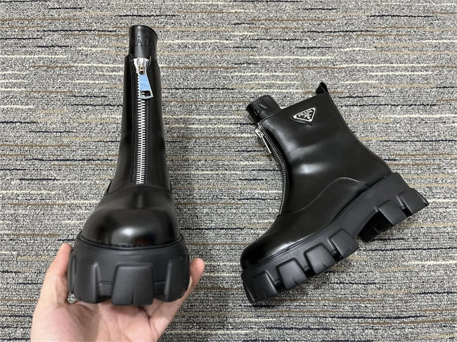 Prada Boot TravelReady 3247