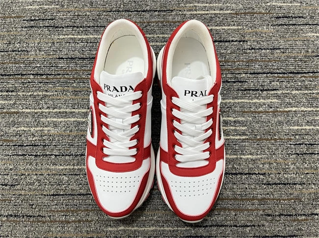Classic Prada Sneaker 3377