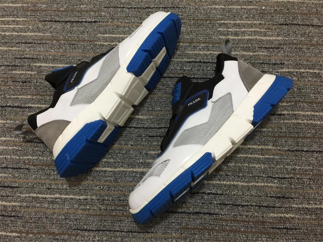 Prada Sneaker Snug 3379