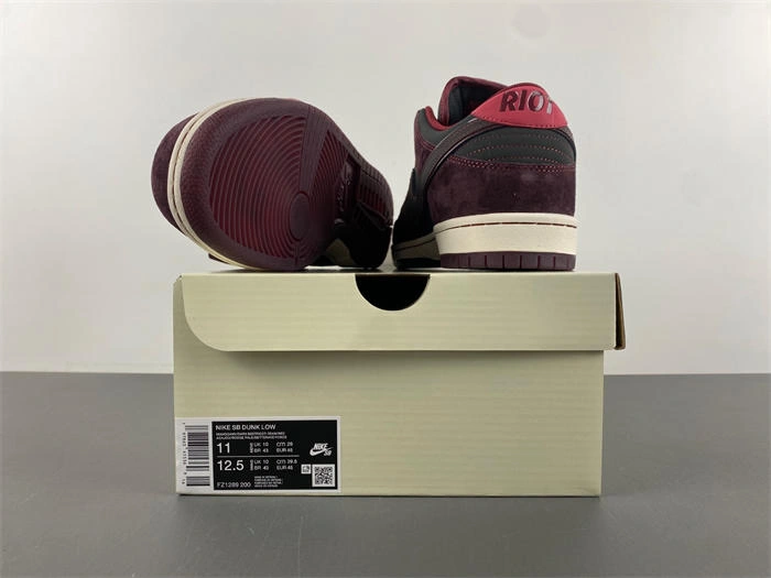 Affordable Riot Skateshop x Nike SB Dunk Low 4560